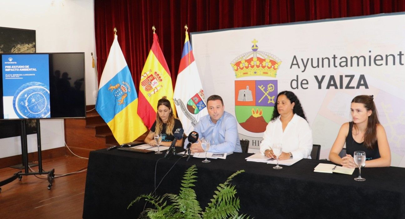 Rueda de prensa de Óscar Noda sobre las jaulas marinas de Playa Quemada