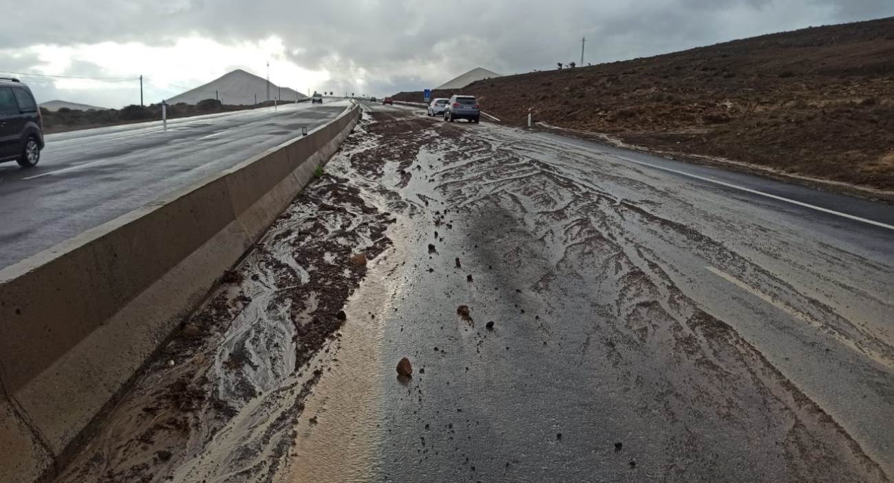 Lluvia en las carreteras