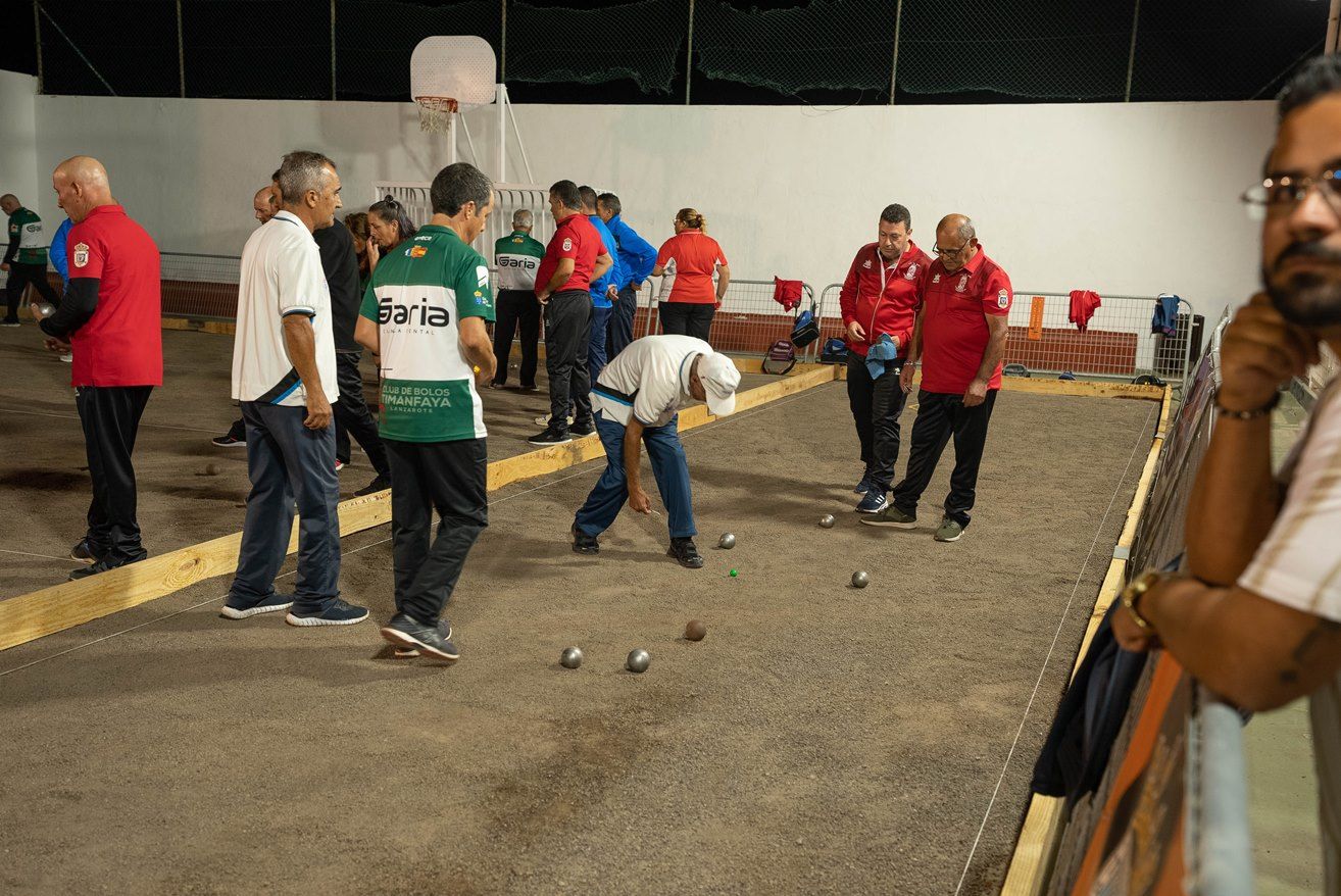 Campeonato de petanca y homenaje a la campeona del mundo Sara Díaz Campeonato de petanca y homenaje a la campeona del mundo Sara Díaz