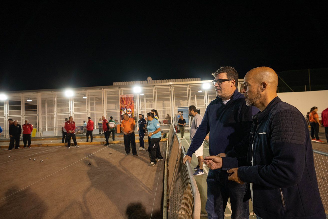 Campeonato de petanca y homenaje a la campeona del mundo Sara Díaz Campeonato de petanca y homenaje a la campeona del mundo Sara Díaz