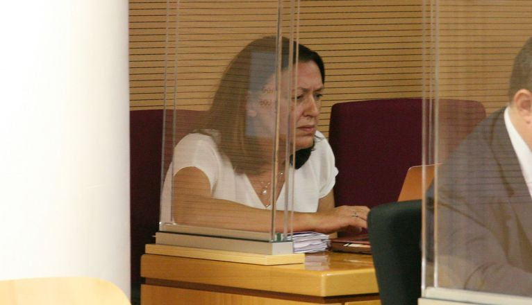 La letrada Carmen García, que ejerce de acusada y de abogada defensora (FOTOS: José Luis Carrasco) La letrada Carmen García, que ejerce de acusada y de abogada defensora (FOTOS: José Luis Carrasco)