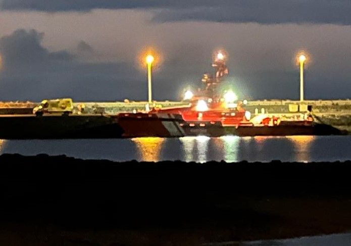 Llegada de los migrantes al muelle Comercial (FOTO: José Luis Carrasco)