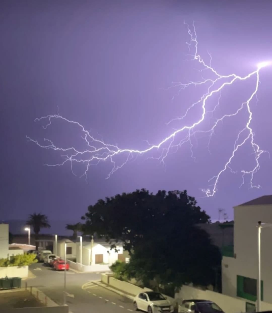 WhatsApp Image 2022 10 15 at 23.39.04 (1) WhatsApp Image 2022 10 15 at 23.39.04 (1)