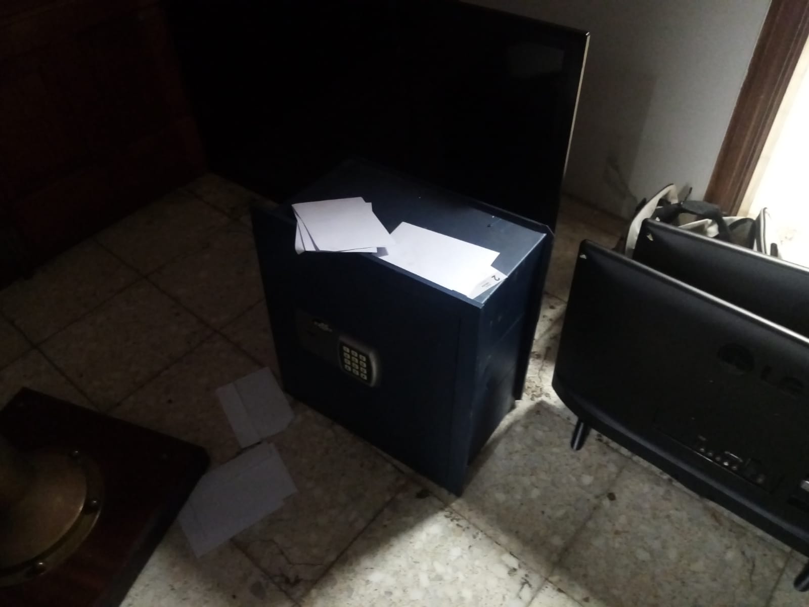 Imágenes del robo en la sede del SCRD Torrelavega producido durante la madrugada del miércoles 19 de octubre Imágenes del robo en la sede del SCRD Torrelavega producido durante la madrugada del miércoles 19 de octubre