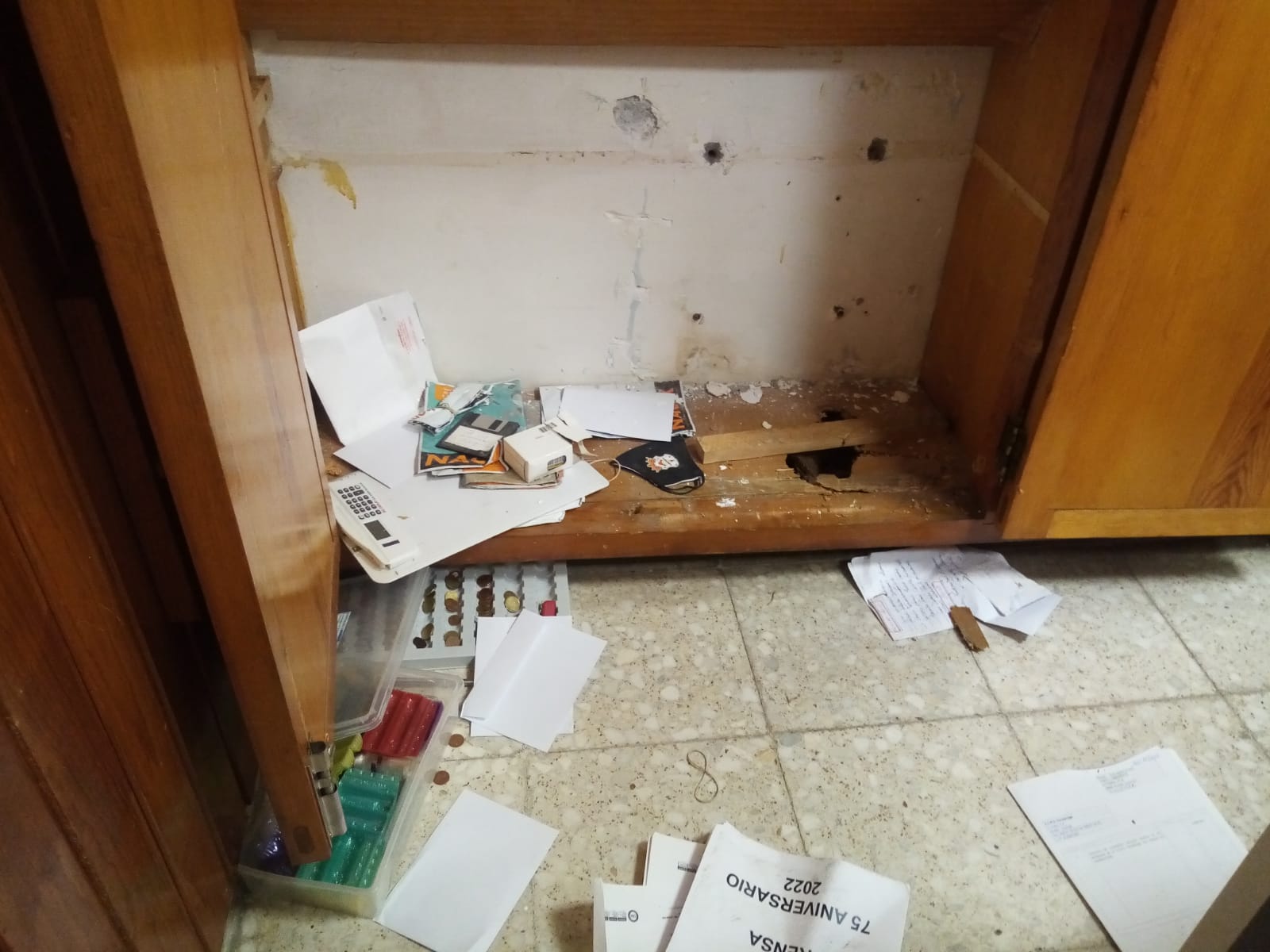 Imágenes del robo en la sede del SCRD Torrelavega producido durante la madrugada del miércoles 19 de octubre Imágenes del robo en la sede del SCRD Torrelavega producido durante la madrugada del miércoles 19 de octubre