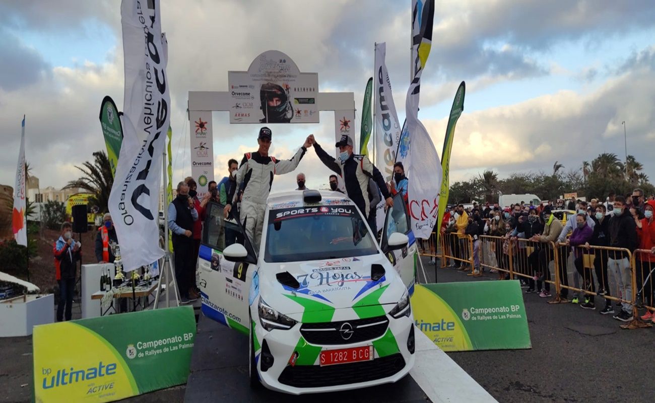 Javier Cañada y Alejandro Rodríguez al finalizar una de las pruebas