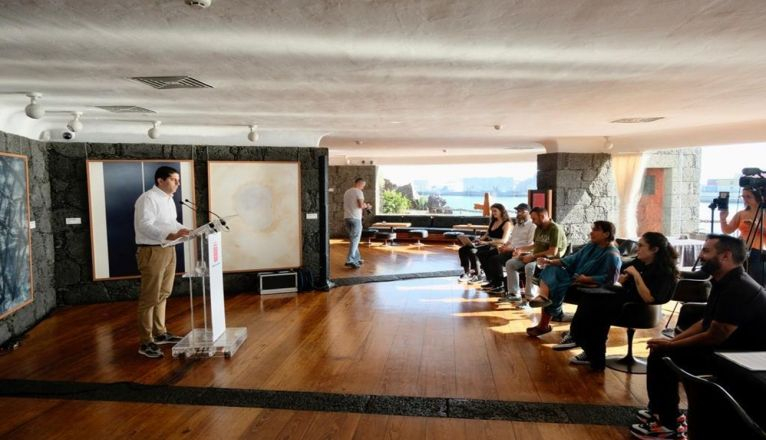 Charla durante una de las ediciones del Bienial Charla durante una de las ediciones del Bienial