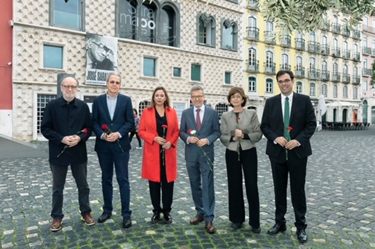 Homenaje por el centenario del escritor portugués José Saramago