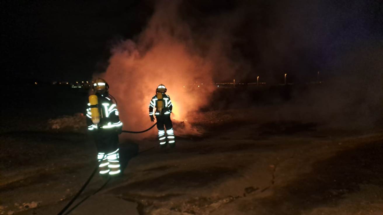 Contenedor incendiado en San Bartolomé