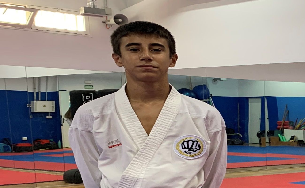 Mikel González, karateka del club Poliarrecife