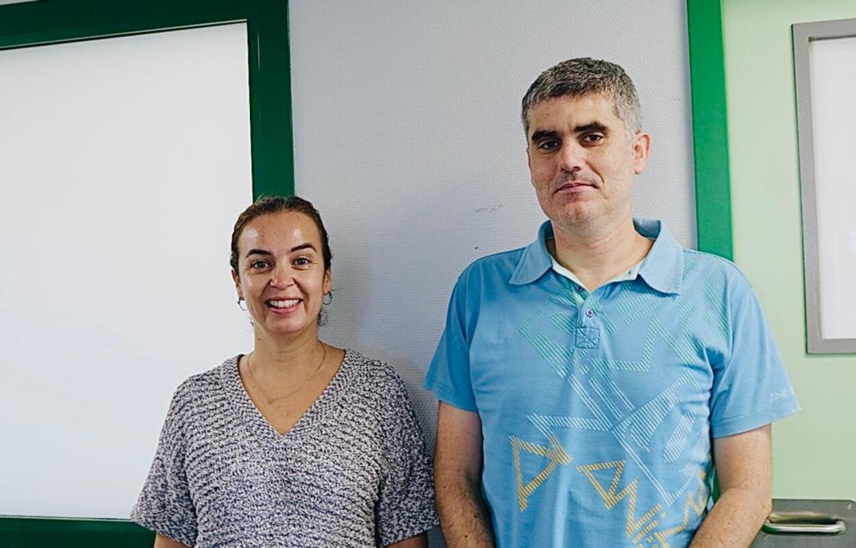Yanira Alonso y Cesar Caraballo, dos de los creadores del programa informático premiado