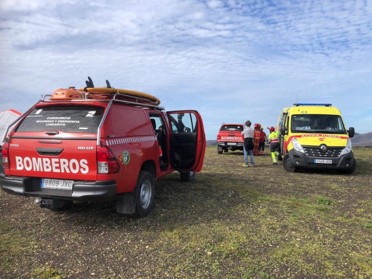 Rescate de parapentista accidentado en Tías