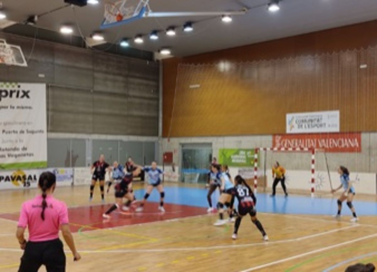 Partido de balonmano entre el club Morvedre y el CICAR Lanzarote Ciudad de Arrecife