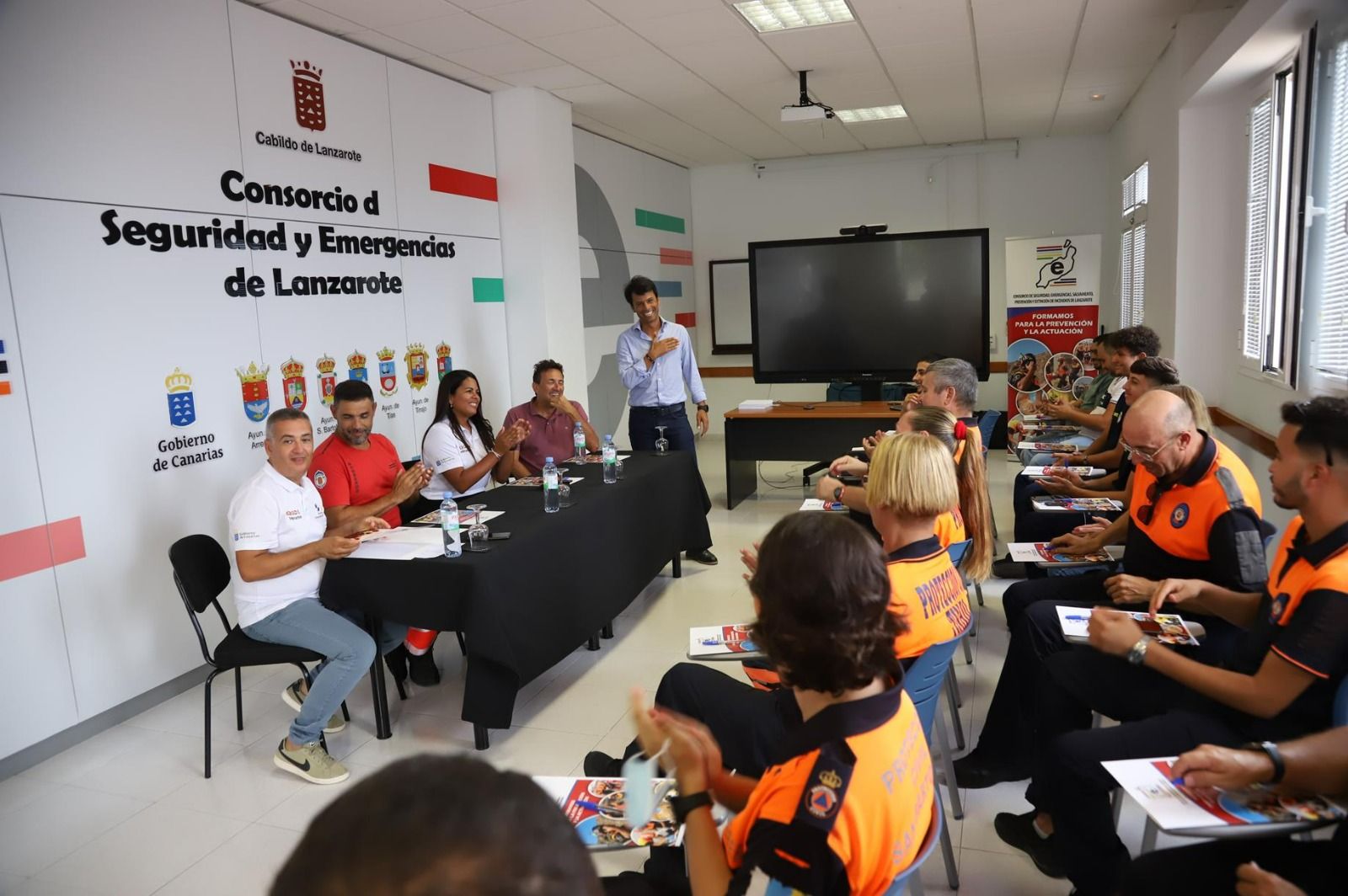 El Consorcio de Seguridad refuerza su apoyo a las Protecciones Civiles de Lanzarote y La Graciosa