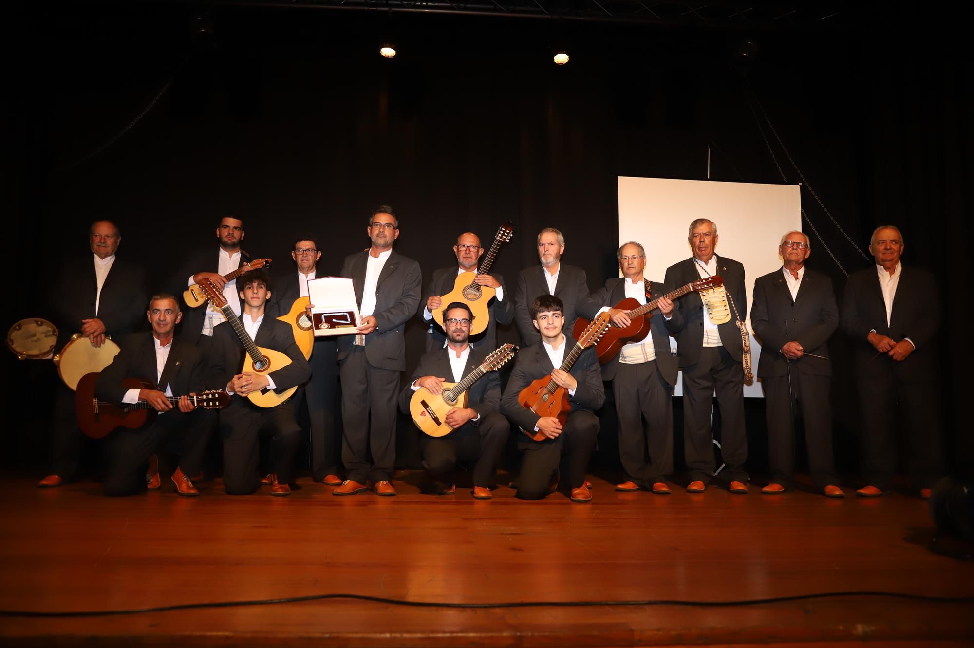 Reconocimiento a la trayectoria del Rancho de Pascua Archinech, en el Teatro Municipal de Tinajo (FOTO: José Luis Carrasco)