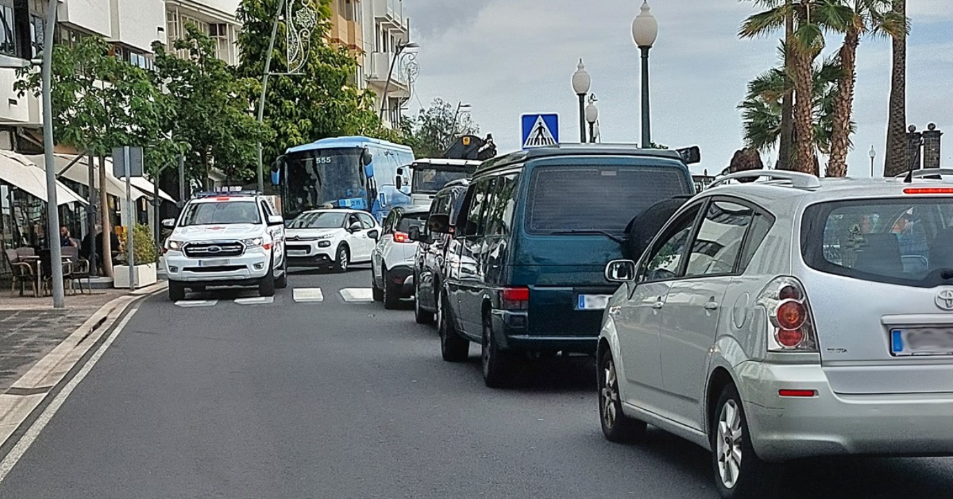 LEP denuncia el "caos" circulatorio de Arrecife