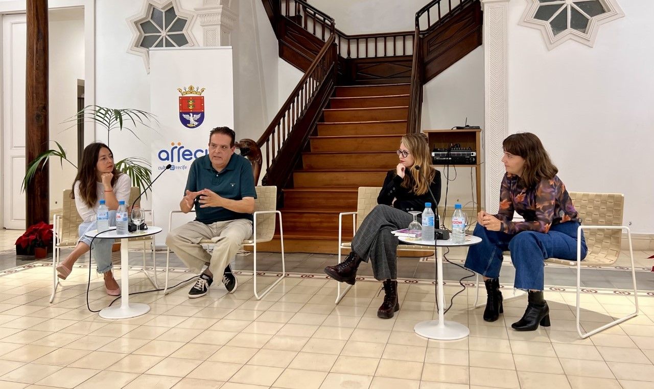 Presentación del libro de Pepe Betancort "Las perlas de Eufemia Montelongo"