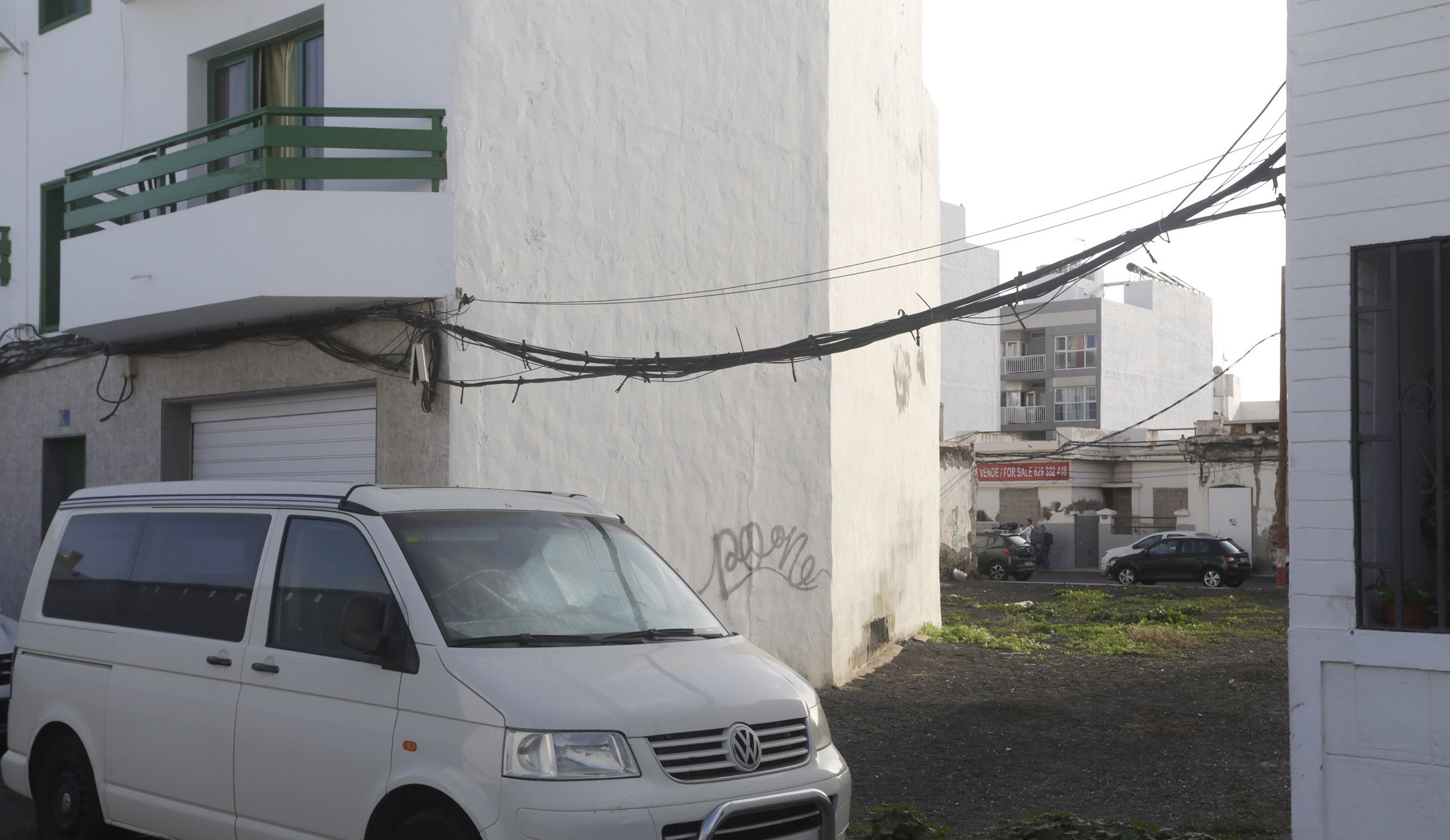 Cables sueltos en calle Guanapay (Foto: José Luis Carrasco) Cables sueltos en calle Guanapay (Foto: José Luis Carrasco)