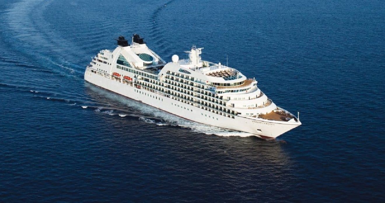 El crucero que hace escala en Lanzarote y dará la vuelta al mundo. Foto: Seabourn.com