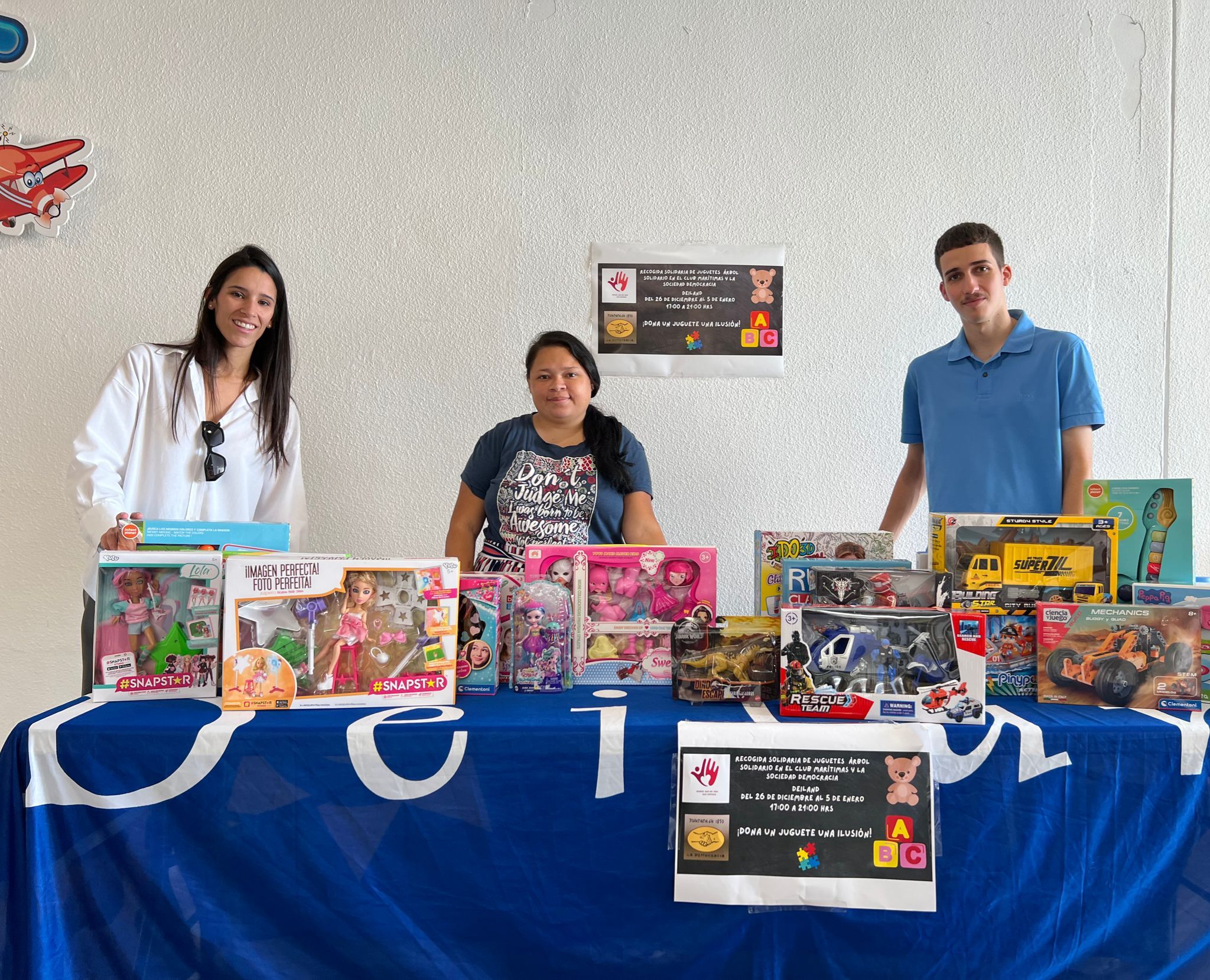 Campaña solidaria recogida juguetes de los JNL 