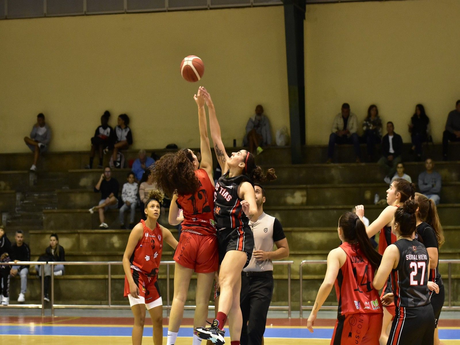 Partido de baloncesto del Magec Tías