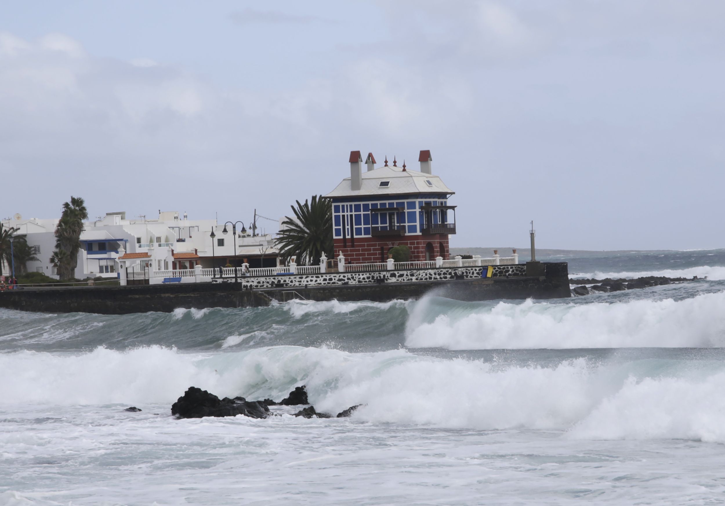 El cambio climático está acelerando la subida del nivel del mar en Lanzarote  (FOTO: José Luis Carrasco)