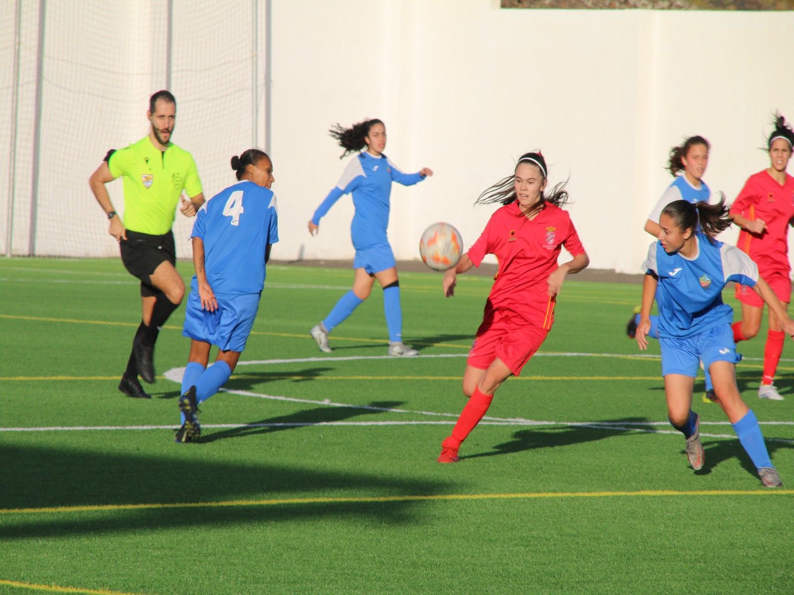 Partido de fútbol del FC Puerto del Carmen ante el Orientación Marítima