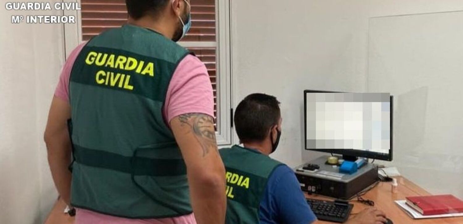 Agentes de la Guardia Civil