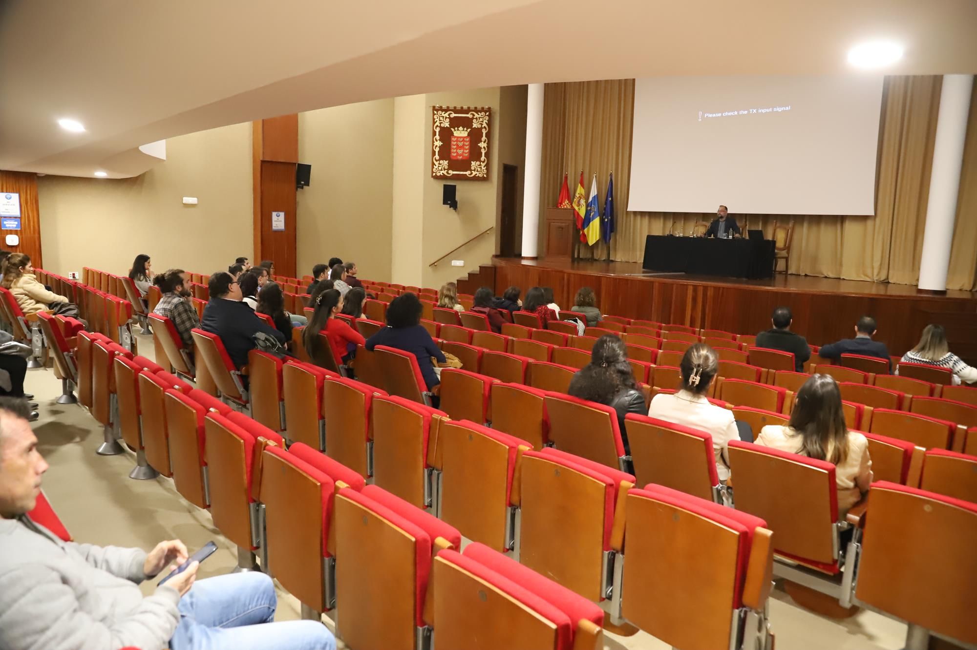 Presentación del Cabildo a las personas contratadas