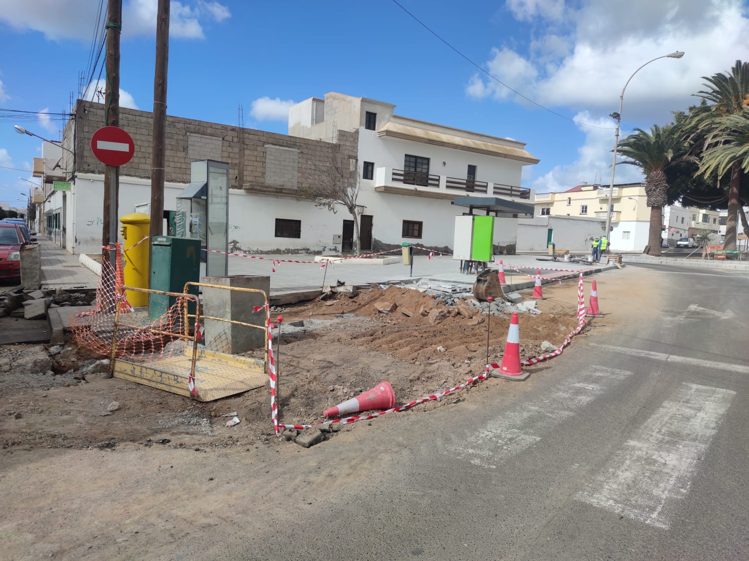 Astrid Pérez visita las obras de transformación de la calle Tenderete – PP  Lanzarote