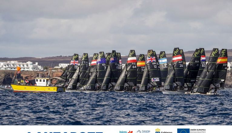 Salida de una de las pruebas de la Lanzarote International Regatta