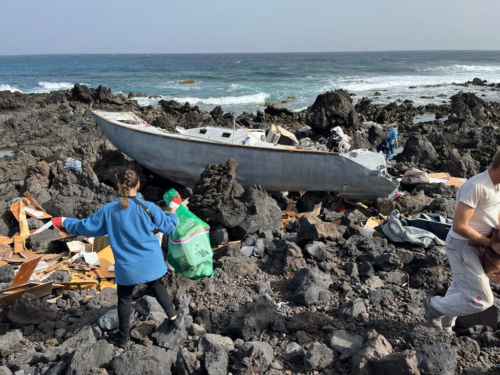 Lanzarote Limpia en Haría Lanzarote Limpia en Haría