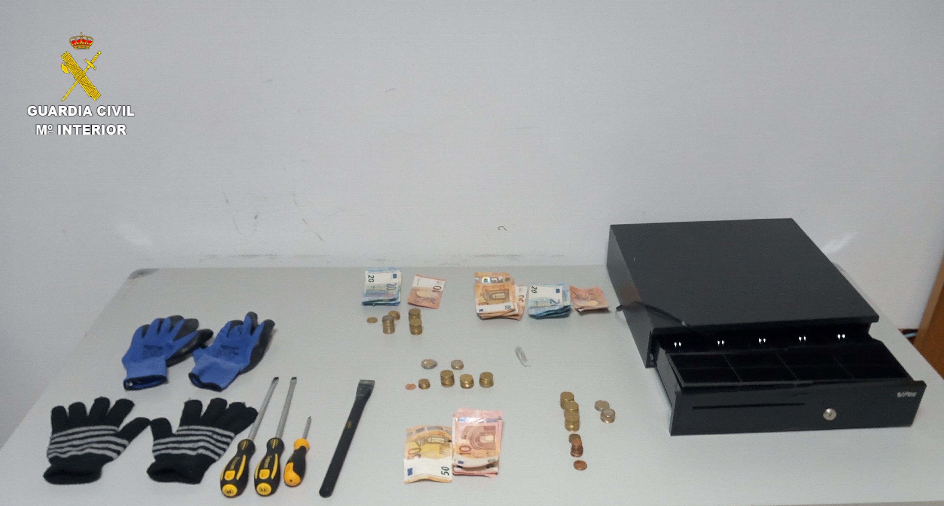 Detenidas cinco personas relacionadas con robos y otros delitos en Lanzarote