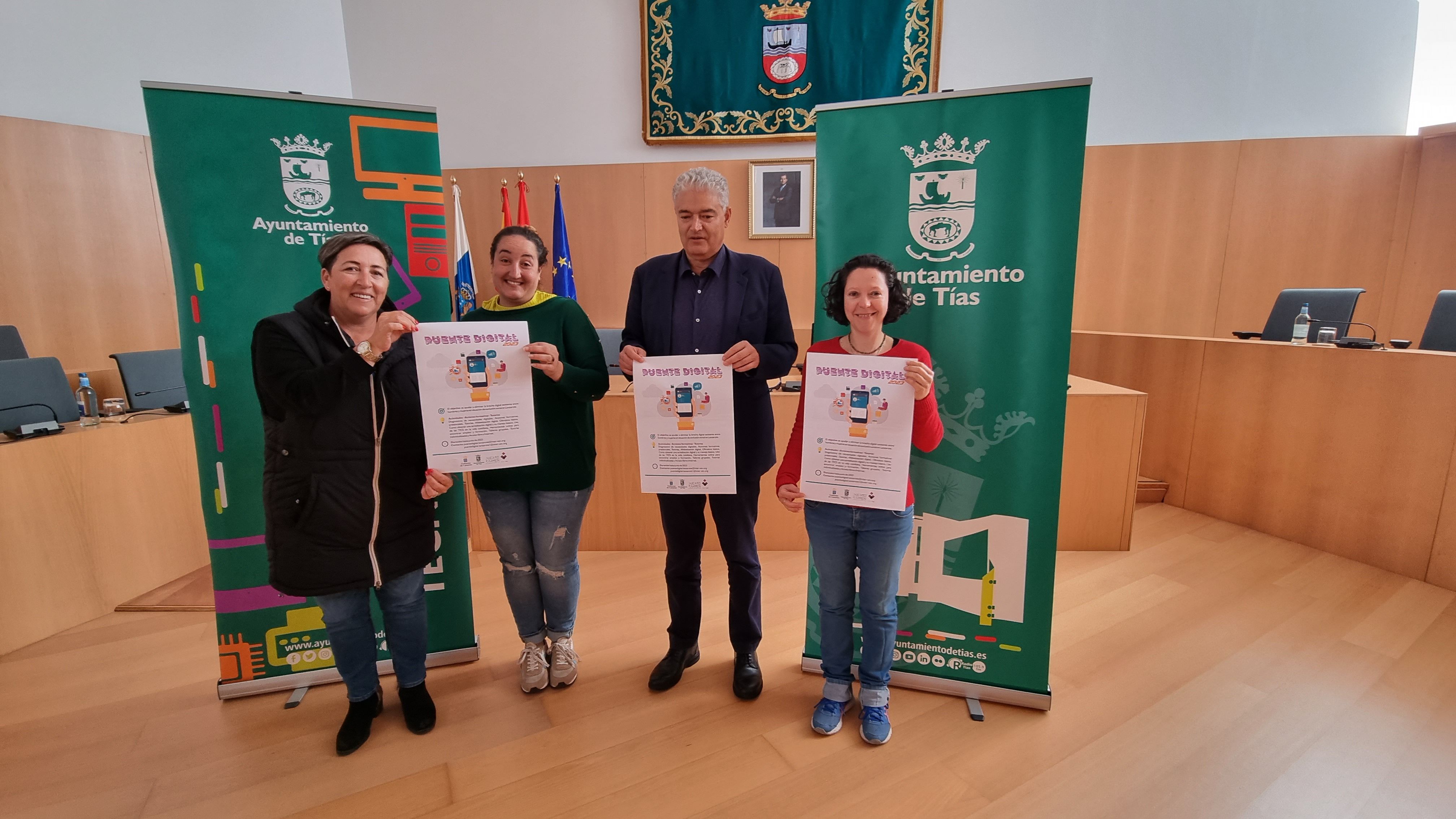 Presentación en el Ayuntamiento de Tías de las actividades destinadas a la eliminación de la brecha digital 