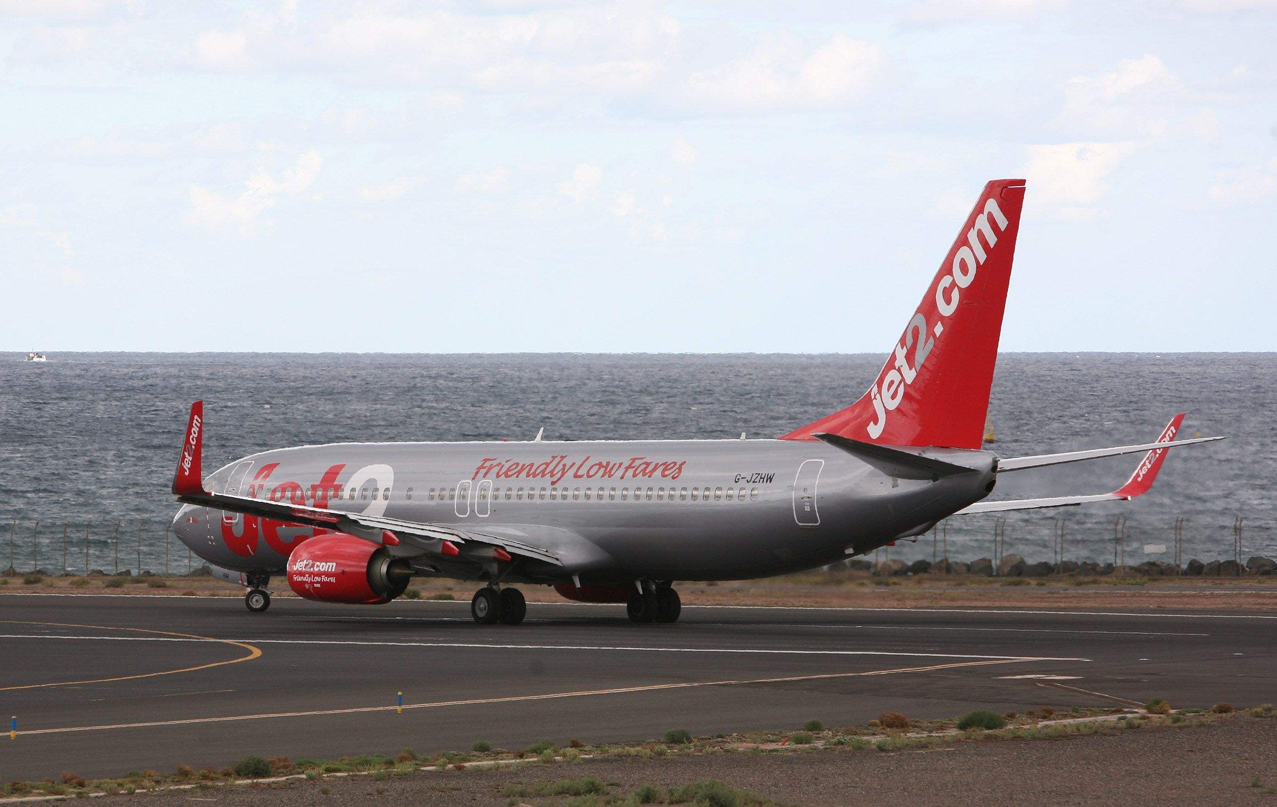 Avión de Jet2 en el Aeropuerto de Lanzarote