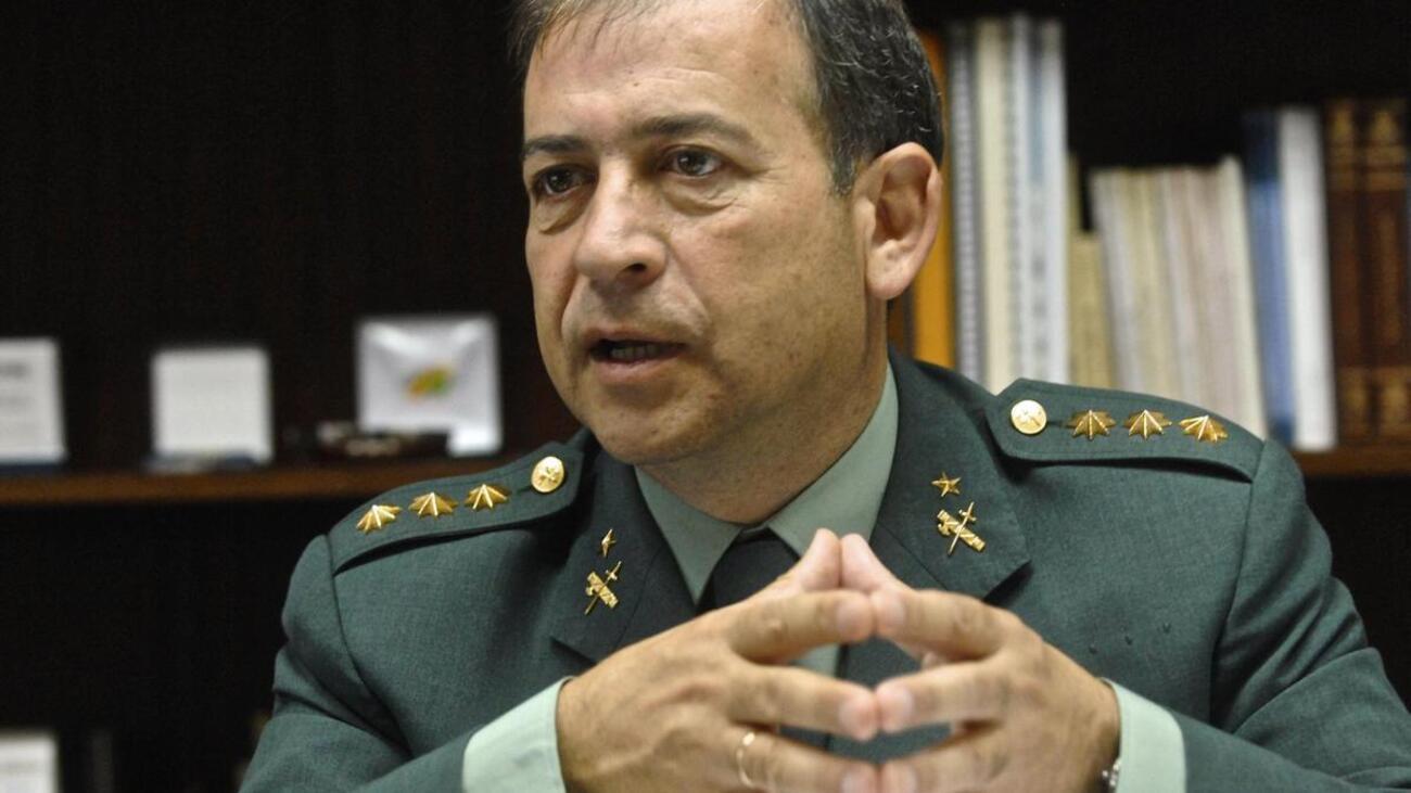 El general Francisco Espinosa Navas en su despacho de la Comandancia de Las Palmas cuando era coronel jefe (FOTO: La Provincia) El general Francisco Espinosa Navas en su despacho de la Comandancia de Las Palmas cuando era coronel jefe (FOTO: La Provincia)