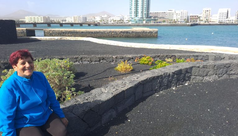 La conservera Mari Luz Suárez posa en Arrecife La conservera Mari Luz Suárez posa en Arrecife