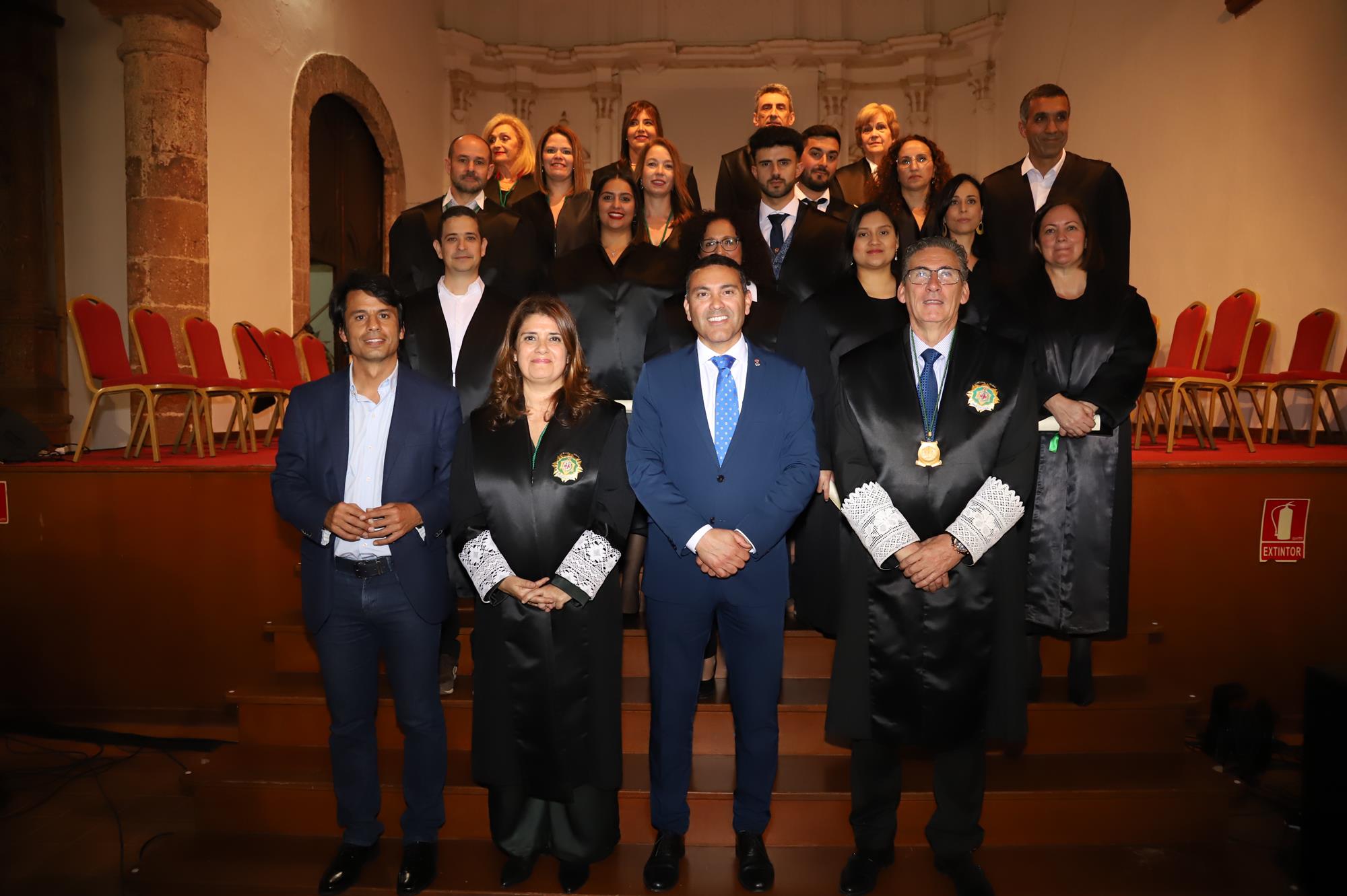 Graduados Sociales de Lanzarote. Jura y entrega de medallas