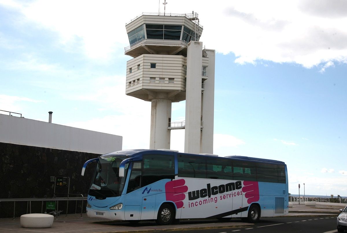 Torre de control aeropuerto Lanzarote