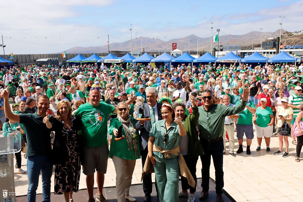 Celebración del Día de San Patricio en Tías. Turismo irlándes. Imagen de archivo.