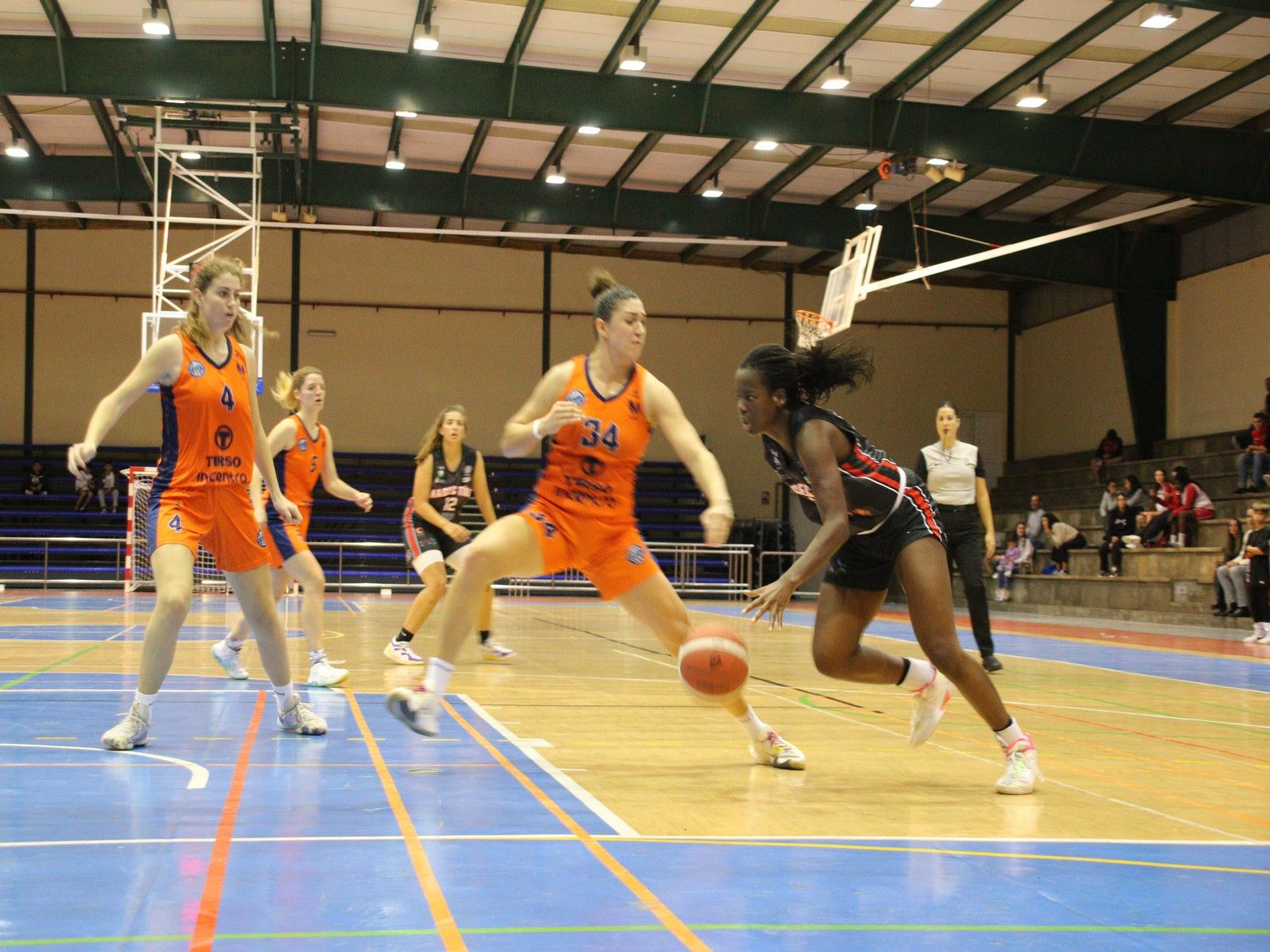 Partido de baloncesto del Magec Tías