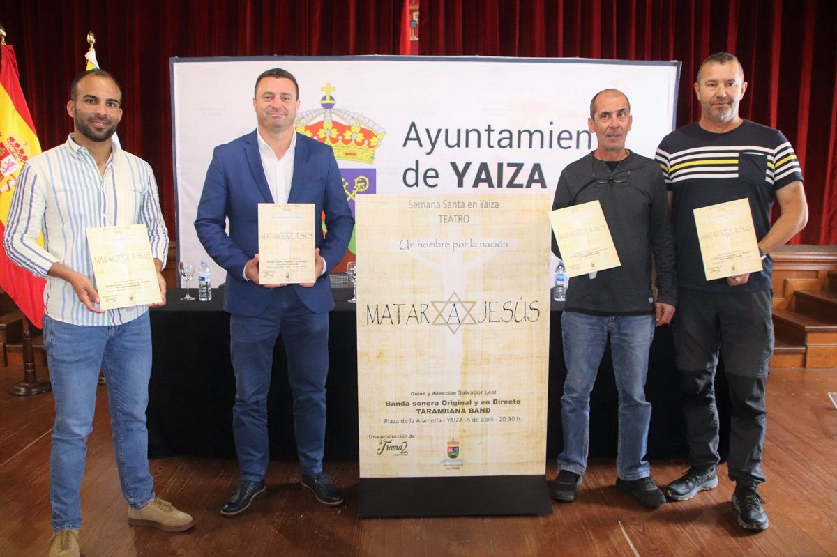 Ayuntamiento de Yaiza en la presentación de la obra teatral ‘Matar a Jesús, un hombre por la nación’