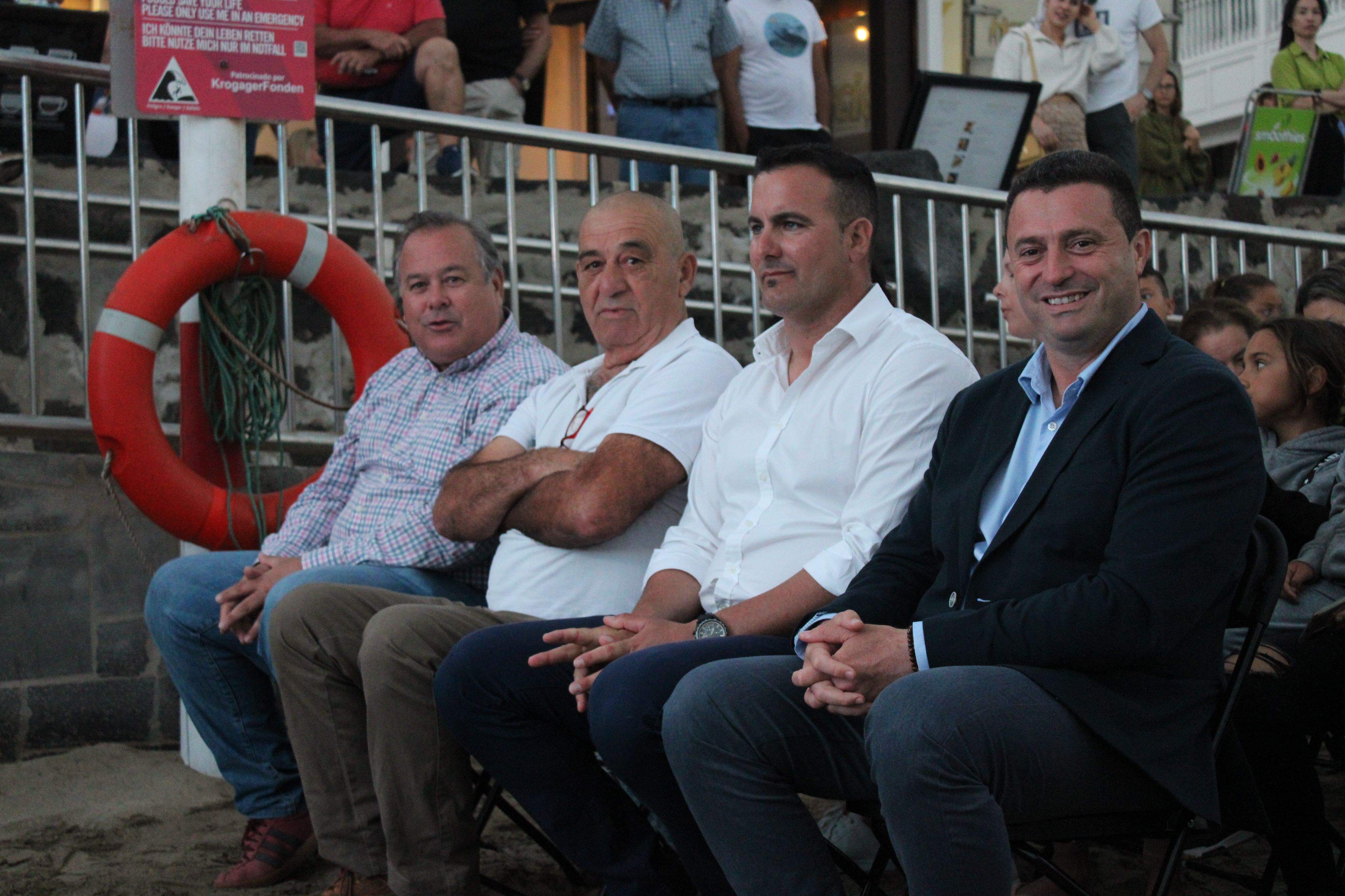 Representates del Ayuntamiento y de las federaciones de vela latina