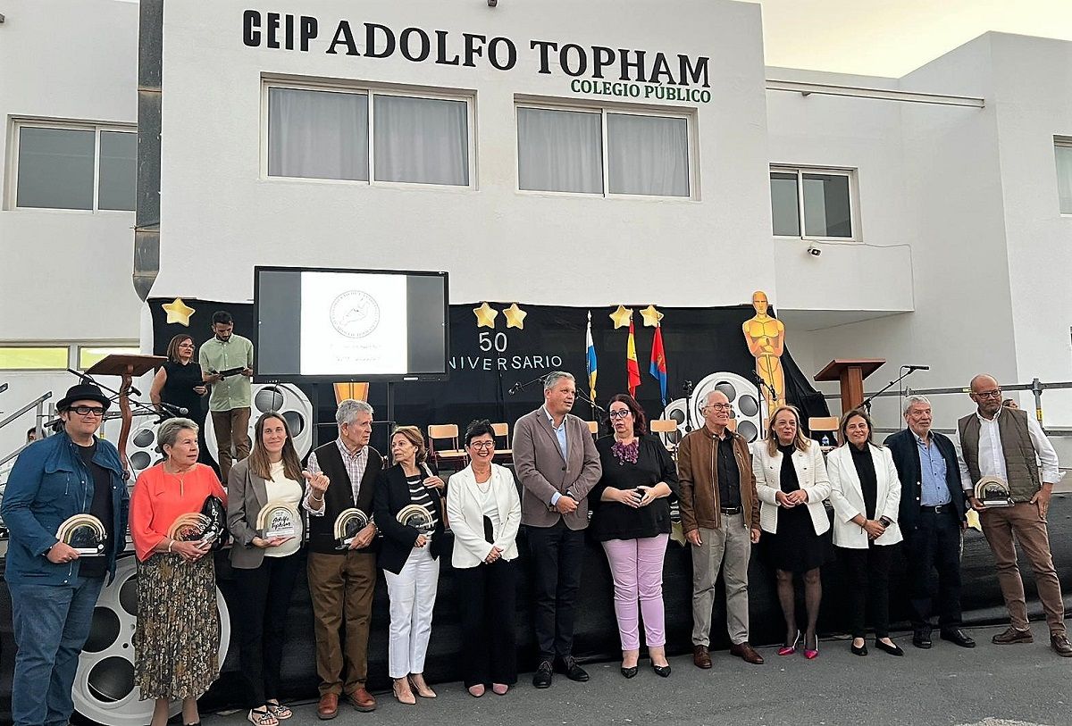 Celebración del '50 aniversario' del colegio 'Adolfo Topham'