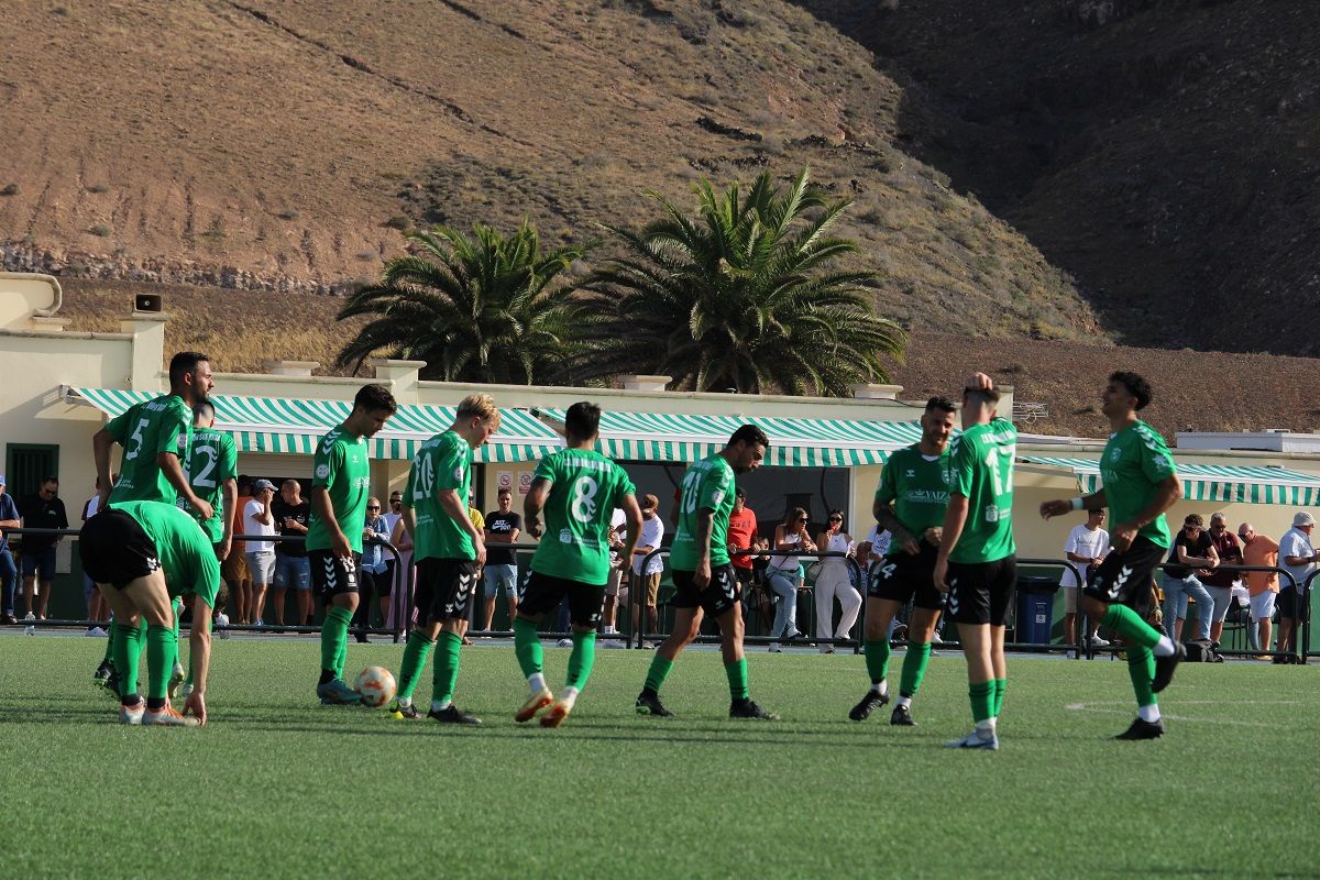 El equipo 'Unión Sur Yaiza' en el partido contra el 'Unión Puerto'