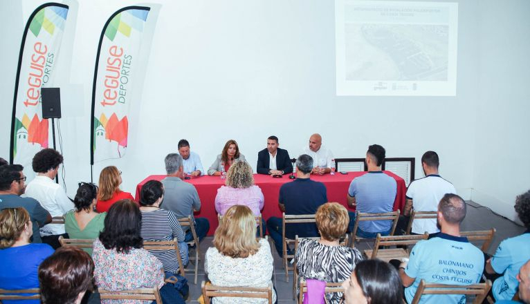 PRESENTACIOìN POLIDEPORTIVO COSTA TEGUISE 3 PRESENTACIOìN POLIDEPORTIVO COSTA TEGUISE 3