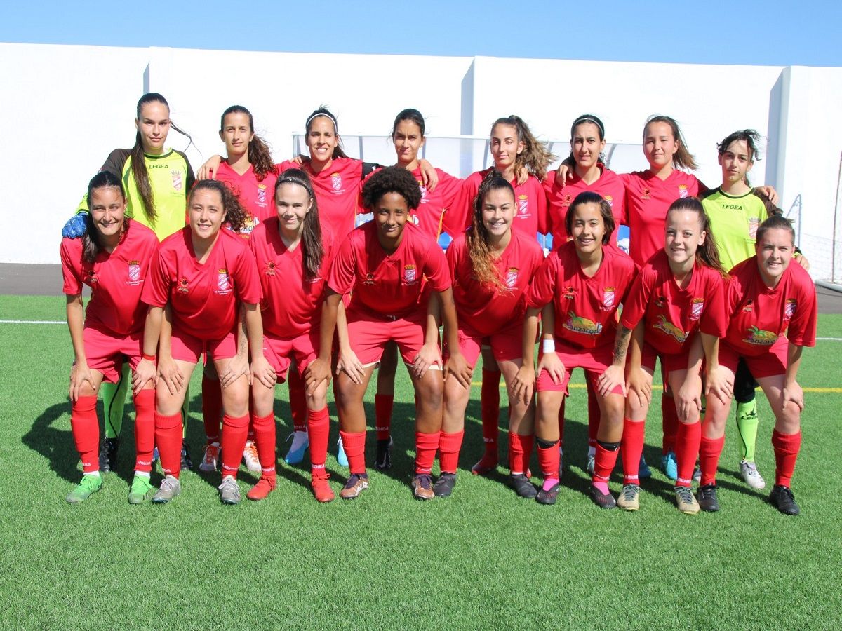 Partido entre el FC Puerto del Carmen y CD Firgas en la 25º jornada de la Primera Nacional Femenina