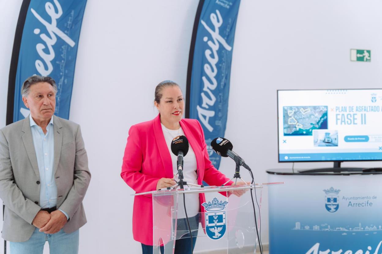 Astrid Pérez junto a Roberto Herbón