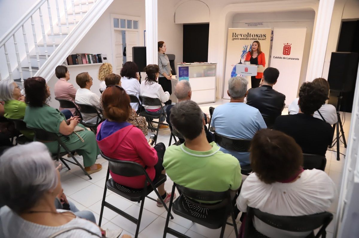 Galería de imágenes del evento de presentación del libro "Revoltosas, ¿pero ustedes están locas?”