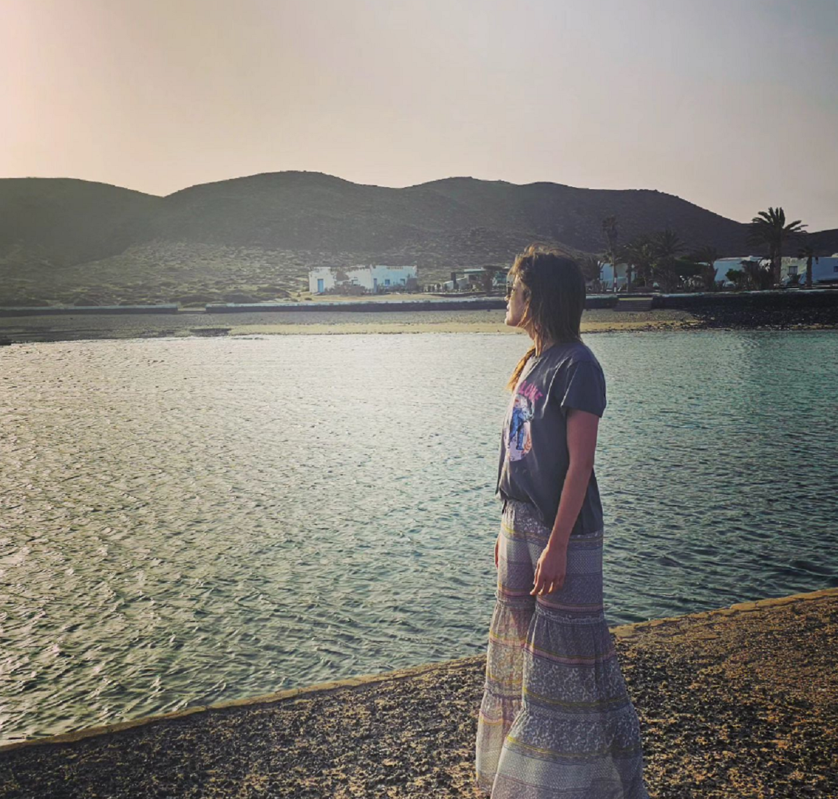 La periodista Isabel Jiménez disfruta de unas "pequeñas" vacaciones en Lanzarote